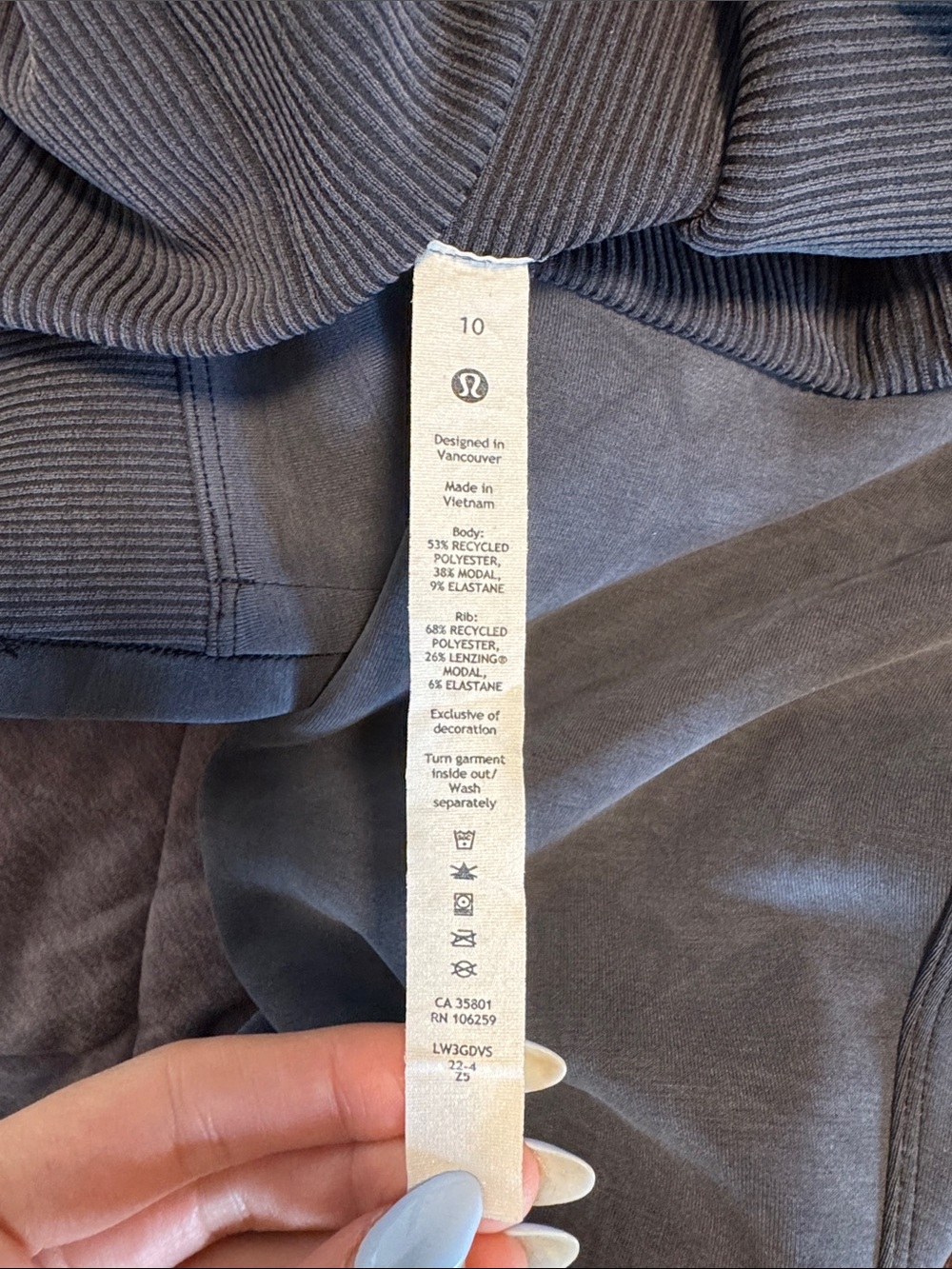 lululemon athletica Softstreme Turtleneck Pullover - Picture 3 of 7